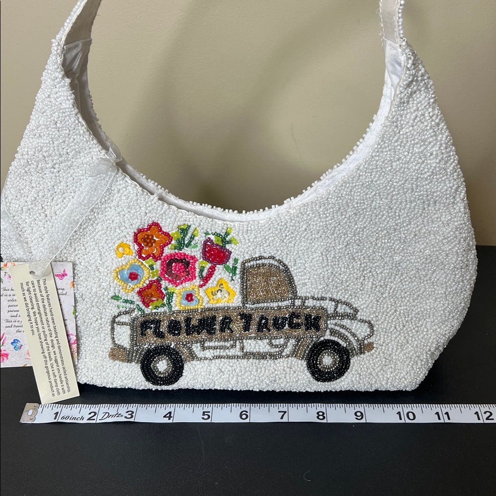 From India To You | Farmers Market Beaded Flower Truck Butterfly Bag 💐🦋🛻 - Picture 11 of 13